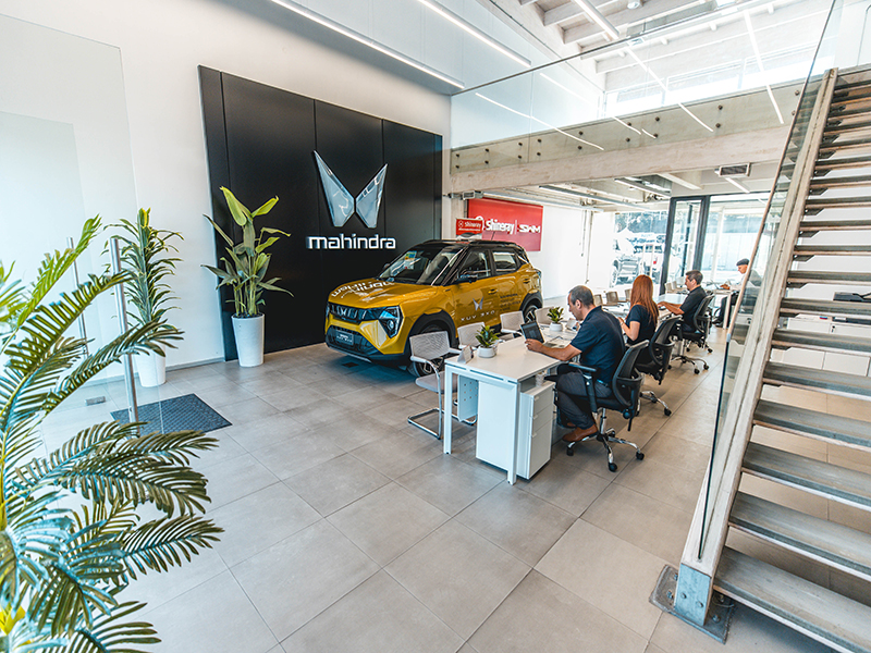 MAHINDRA