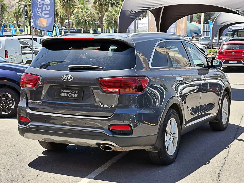 KIA SORENTO