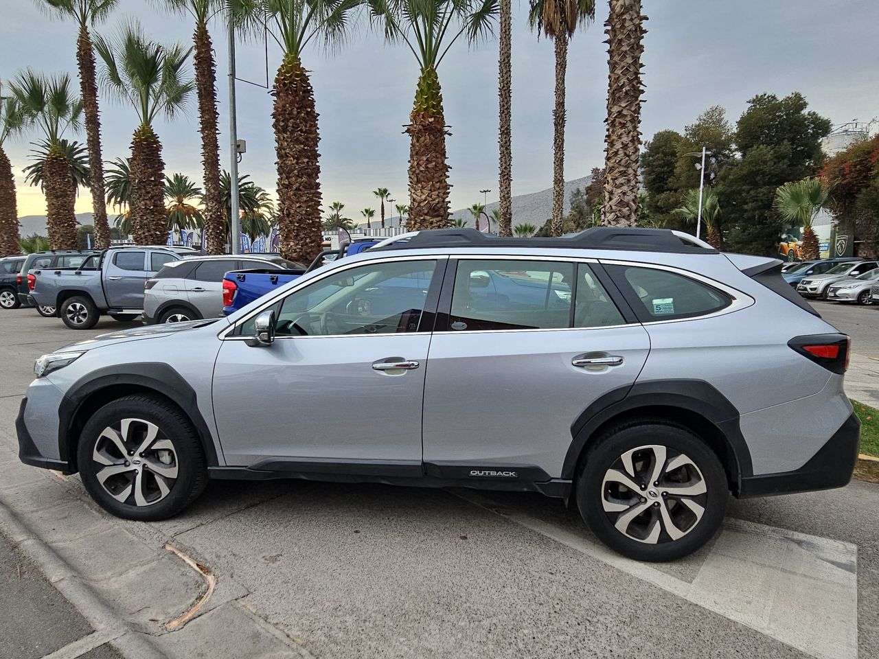SUBARU OUTBACK