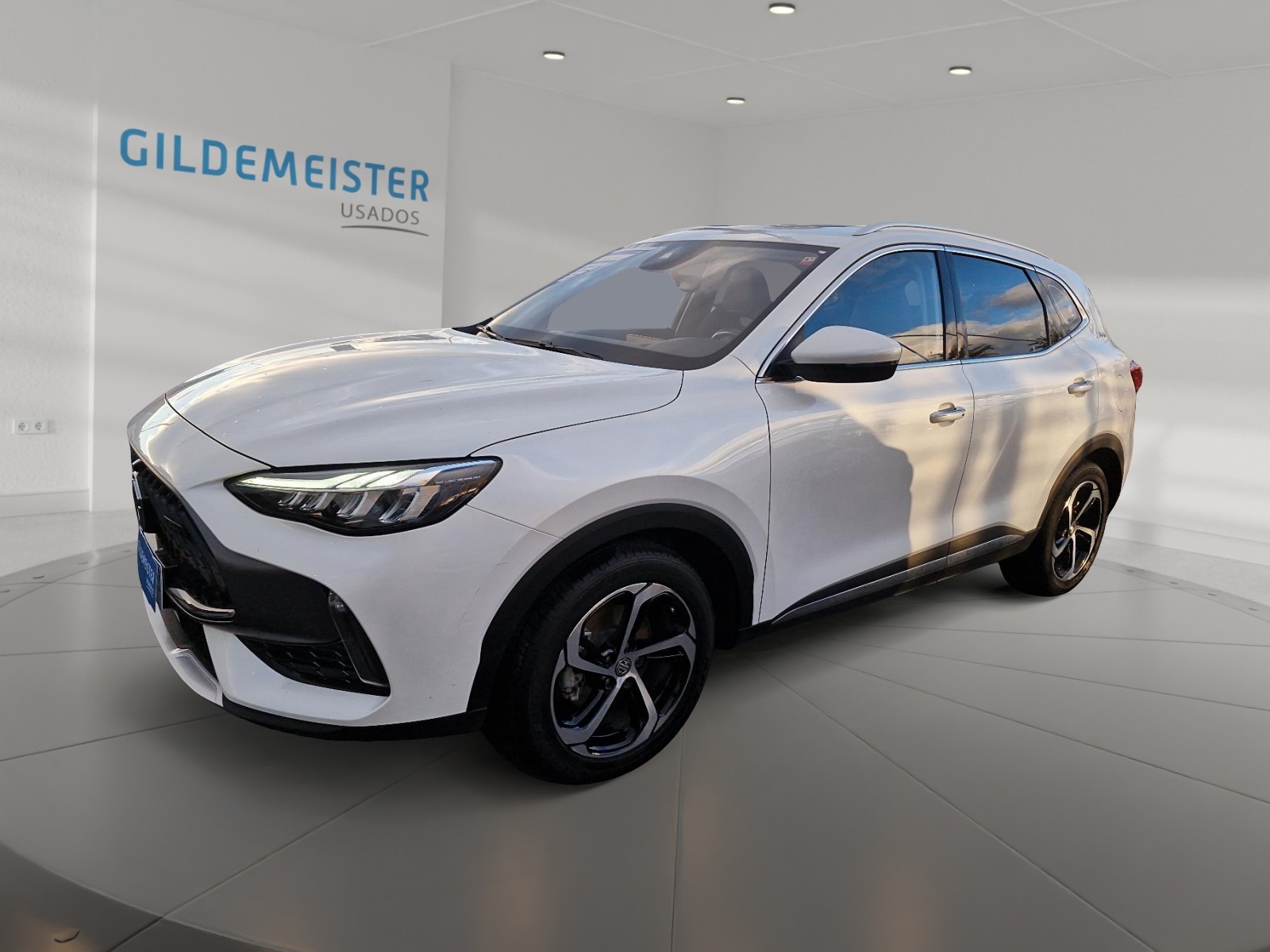 MG HS HS DCT TROPHY AWD