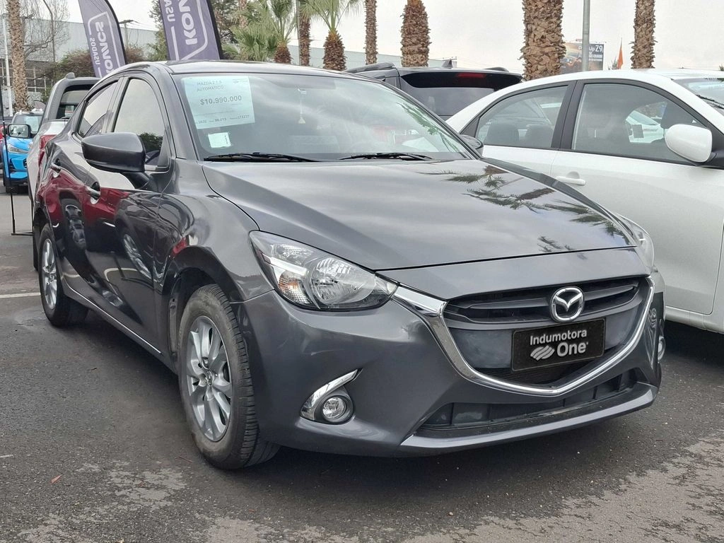 MAZDA 2 SEDAN