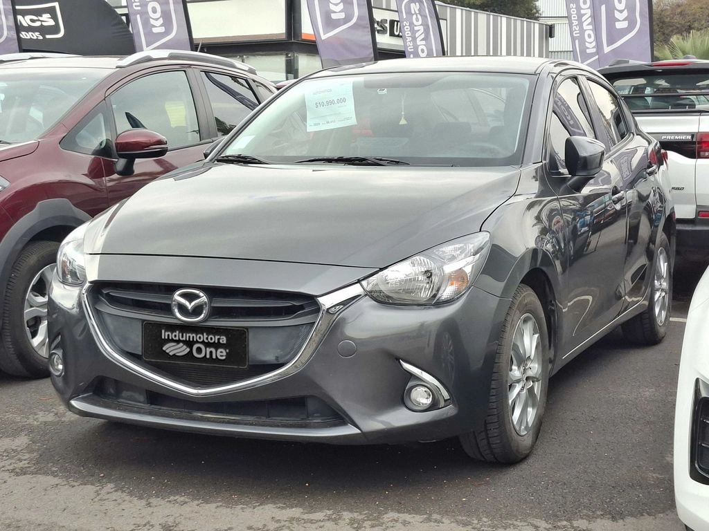 MAZDA 2 SEDAN