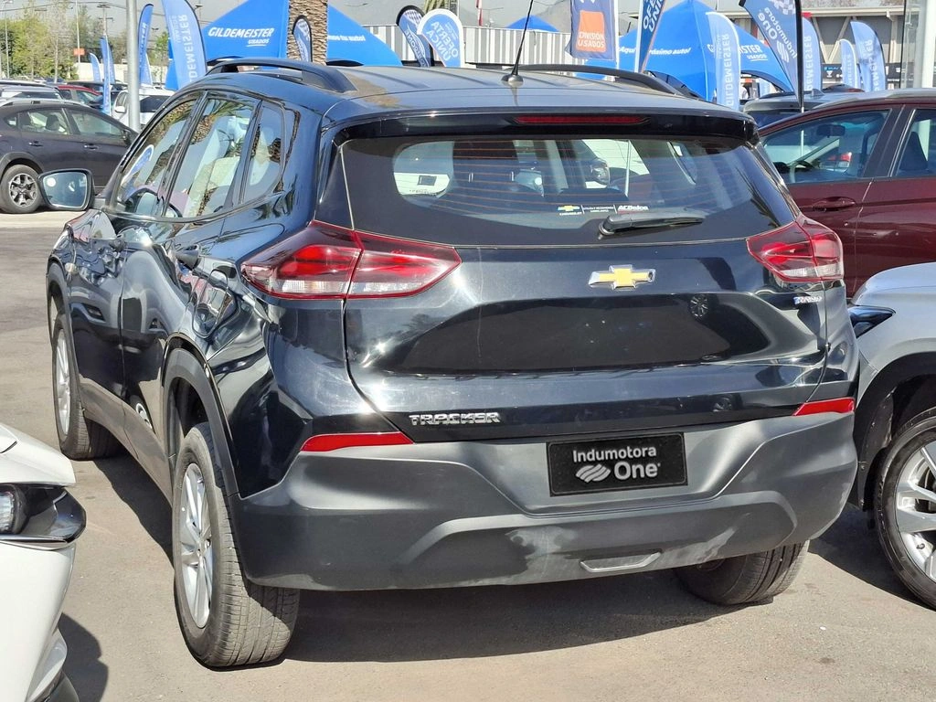 CHEVROLET TRACKER