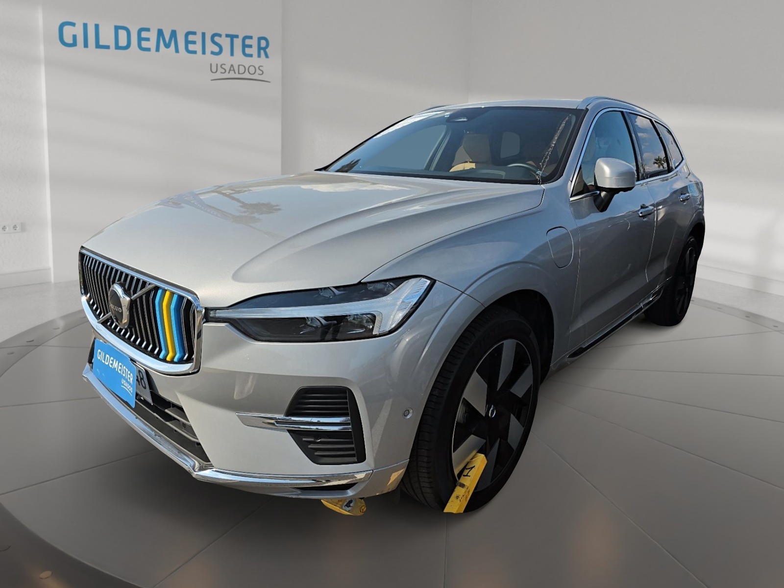 VOLVO XC60 T8 RECHARGE PLUS