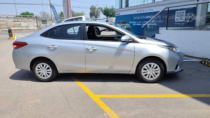 Toyota Yaris Sedan