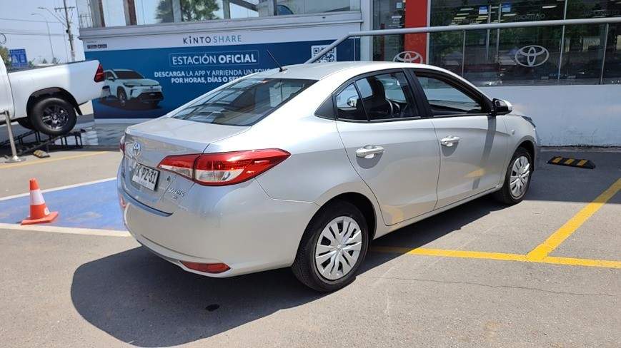 Toyota Yaris Sedan