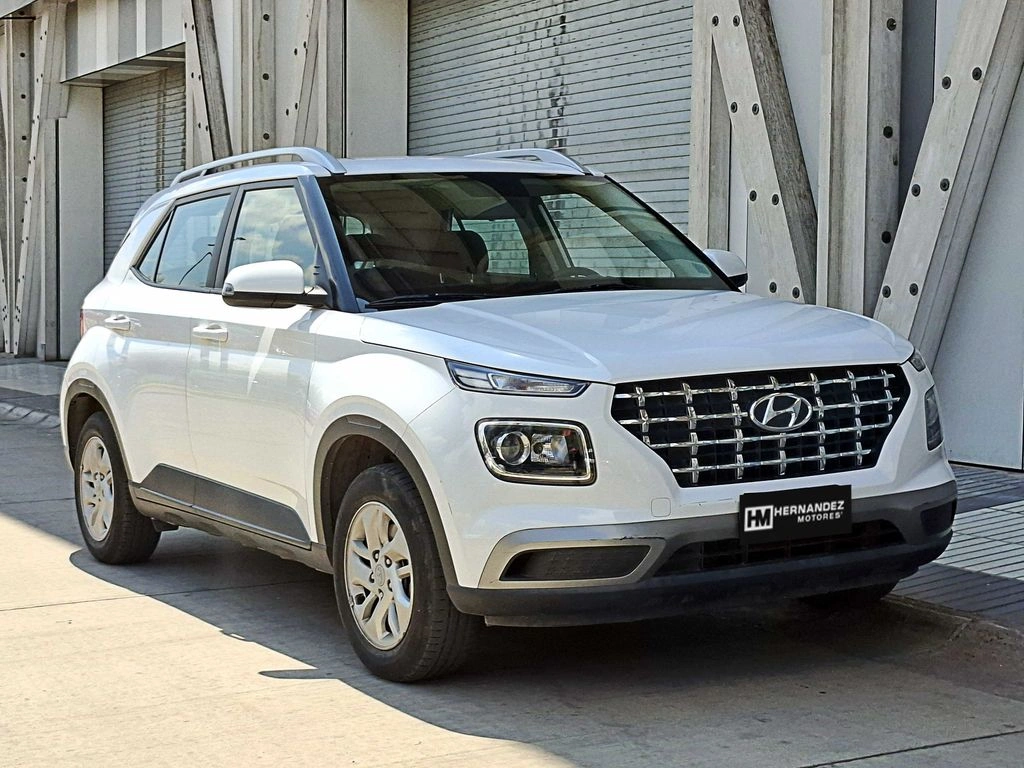 HYUNDAI VENUE