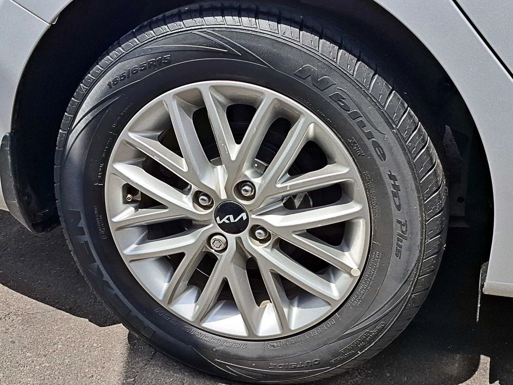 KIA RIO 4