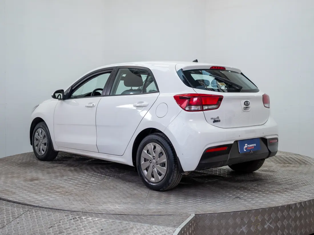 Kia RIO 5