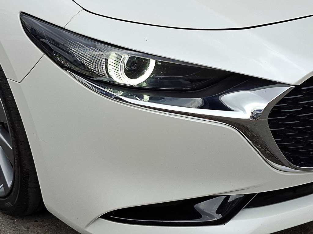 MAZDA 3 SEDAN