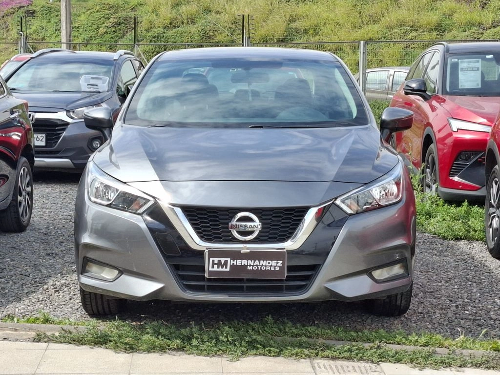 NISSAN VERSA