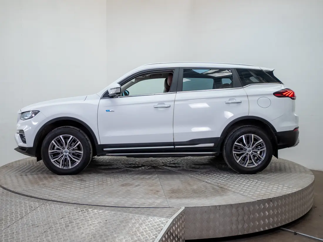 Geely AZKARRA