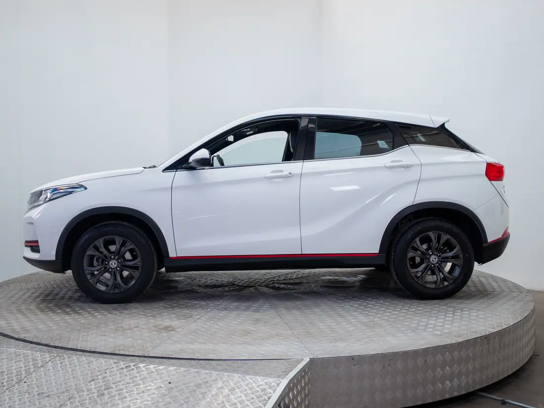 DFSK SUV 500