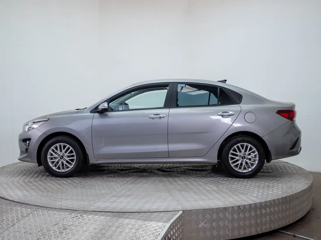 Kia RIO 4