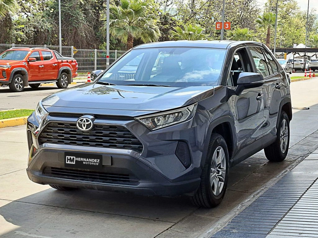 TOYOTA RAV4