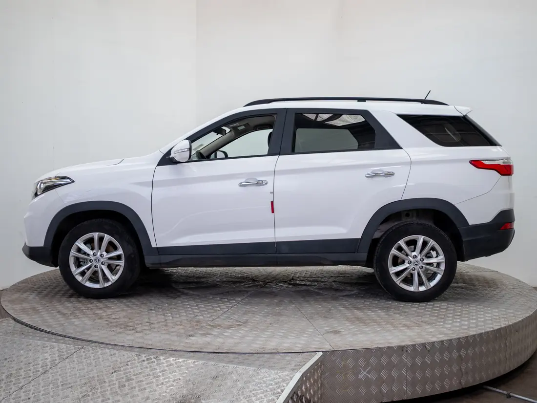 DFSK SUV 560