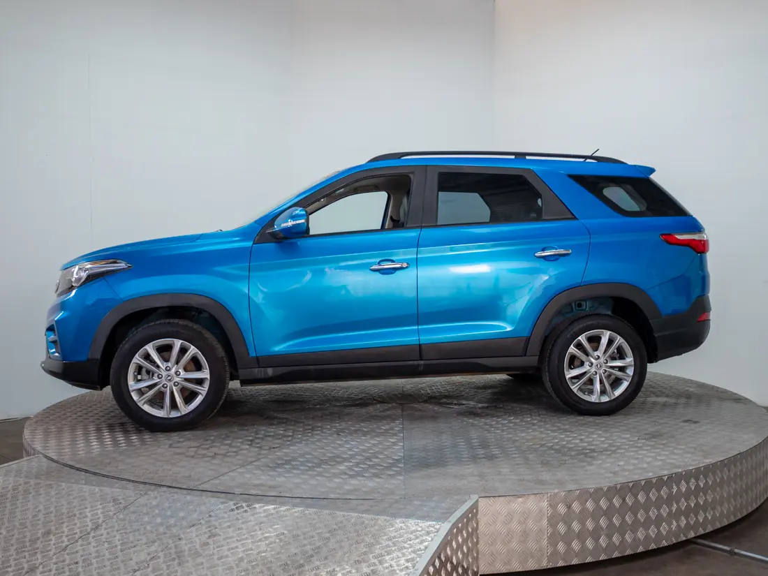 DFSK SUV 560