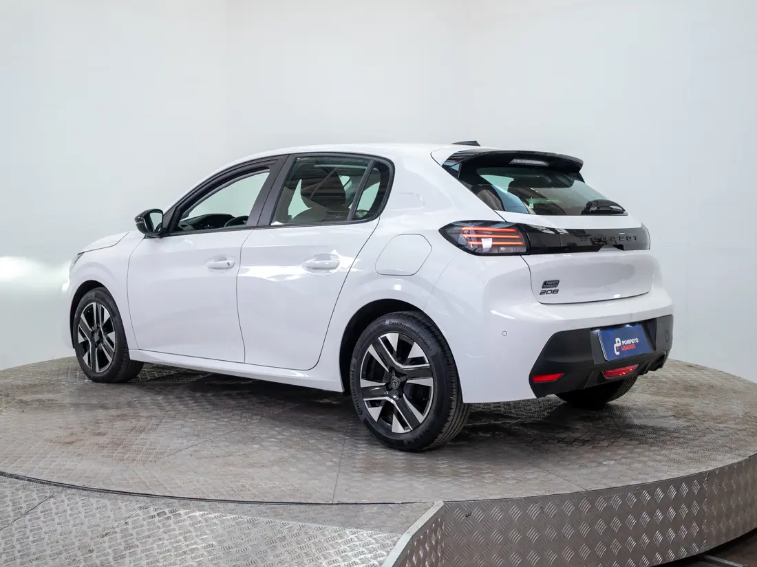 Peugeot NEW 208