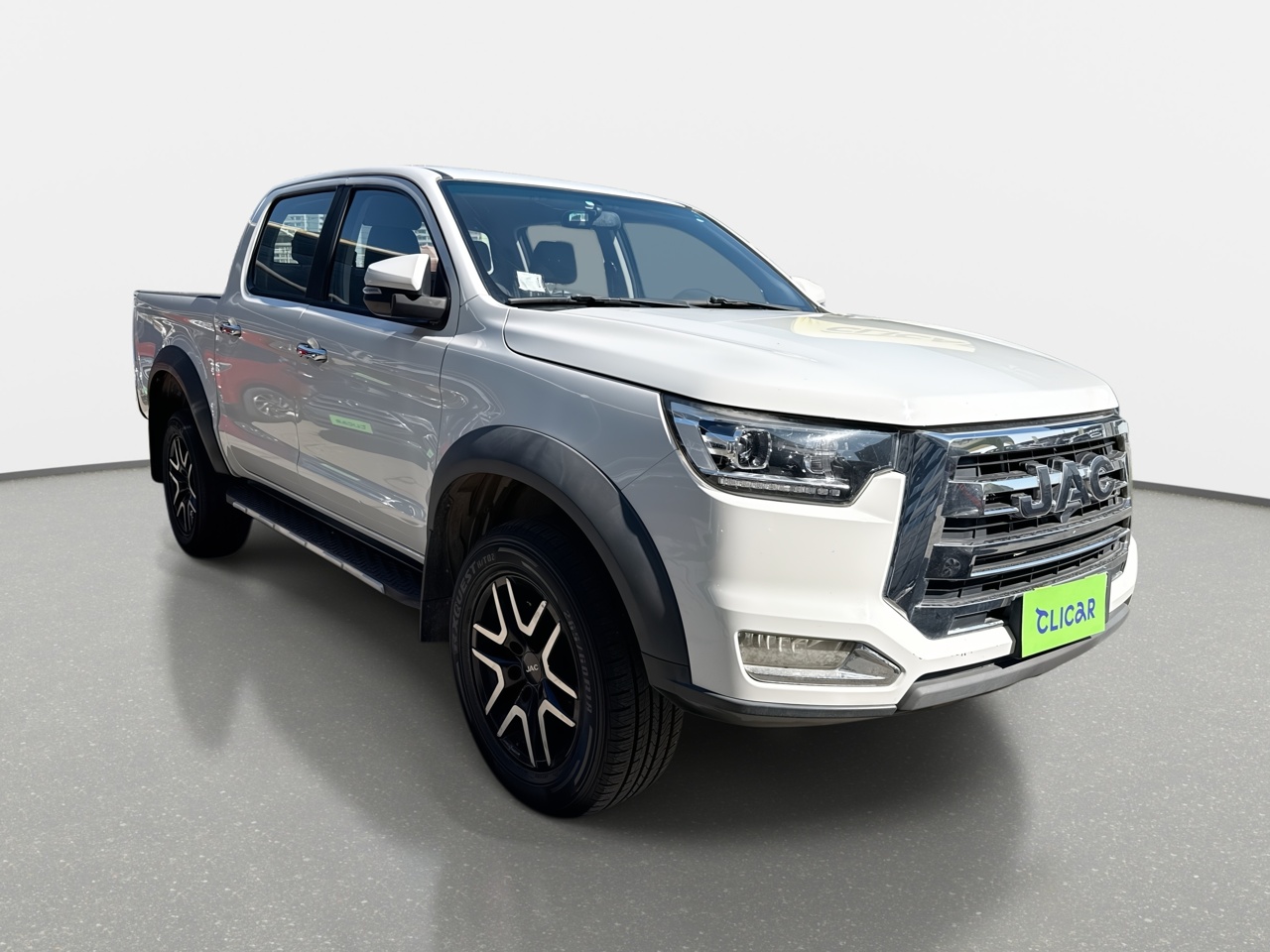 JAC T8